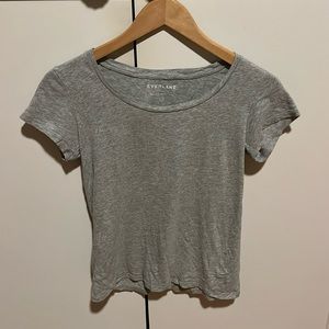 Everlane basic cotton gray tee